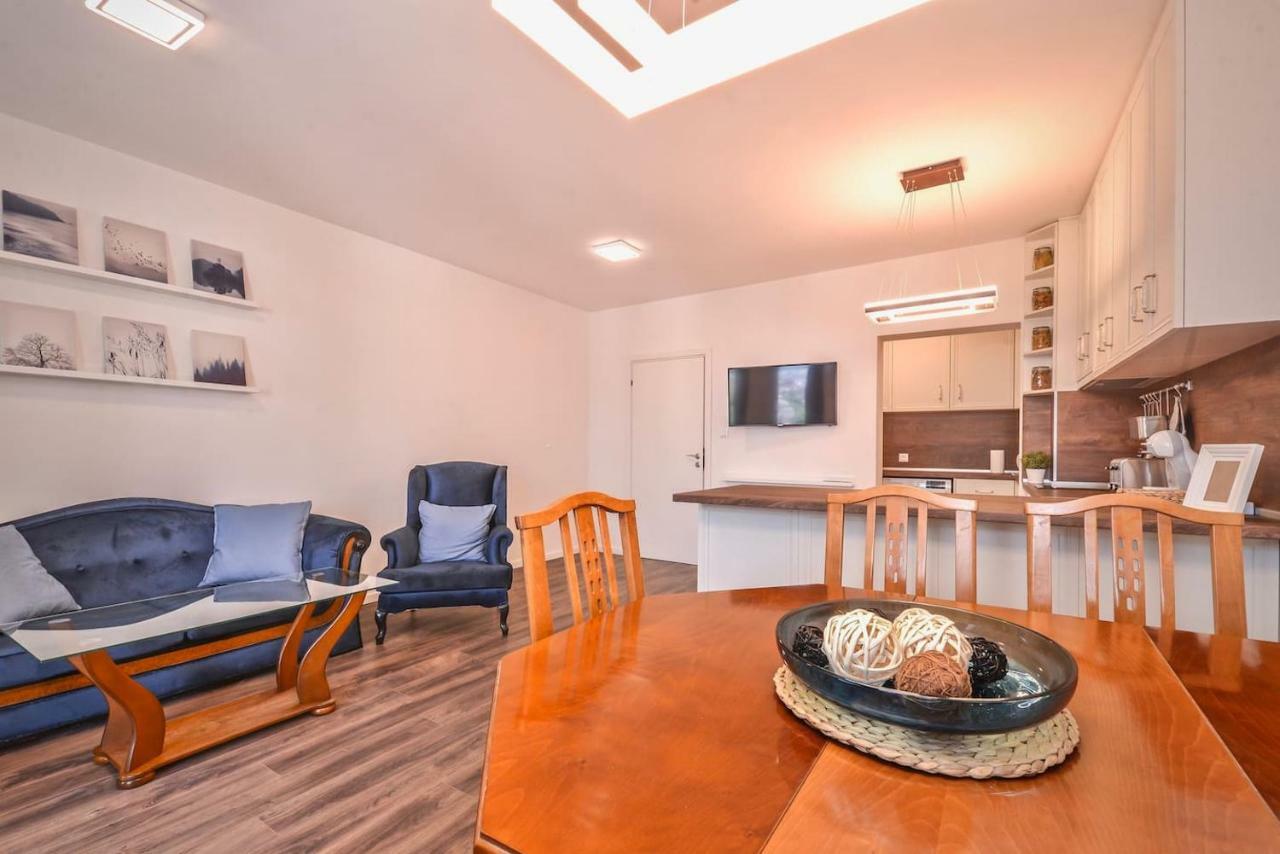 South Park, Vitosha View, 2-Bdr, 2-Bthr Apartment By Flat Mаnager Sofia Zewnętrze zdjęcie